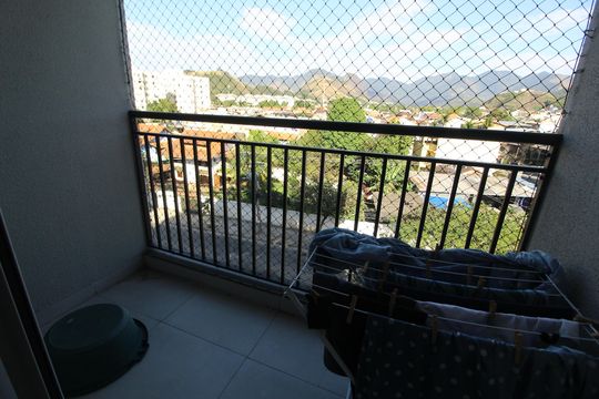 Sala - Varanda de apartamento para alugar com 2 quartos, 50m² em Taquara, Rio de Janeiro