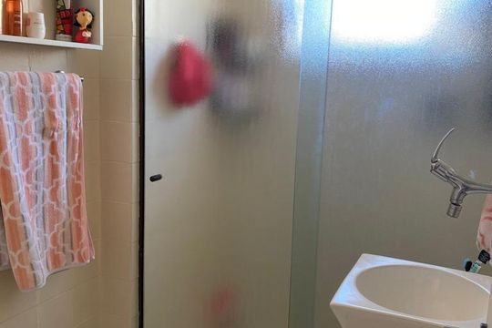 Banheiro de apartamento à venda com 2 quartos, 55m² em Bosque da Saúde, São Paulo