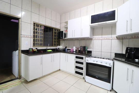 Cozinha de casa para alugar com 3 quartos, 180m² em Cidade Jardim, Uberlândia