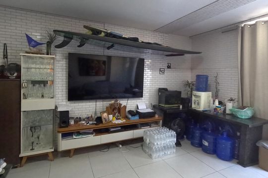 Casa para alugar com 3 quartos, 145m² em Marapé, Santos