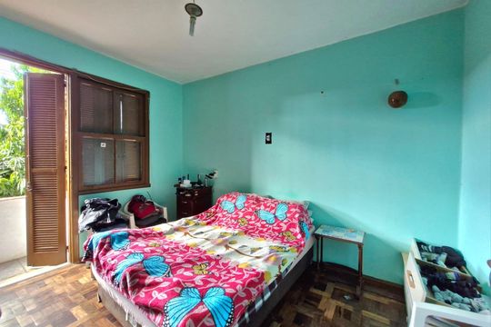 Quarto de apartamento à venda com 2 quartos, 92m² em Navegantes, Porto Alegre