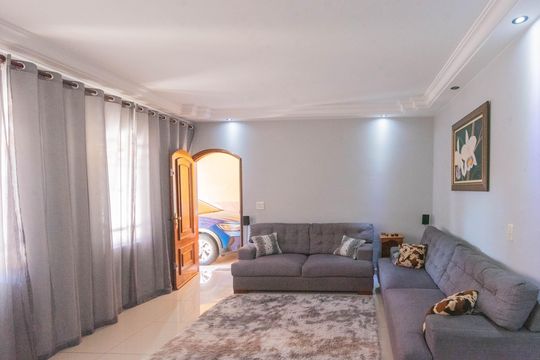 Sala de casa à venda com 2 quartos, 127m² em Vila Perseu Leite de Barros, Campinas