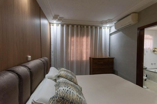 Suíte de casa à venda com 2 quartos, 127m² em Vila Perseu Leite de Barros, Campinas