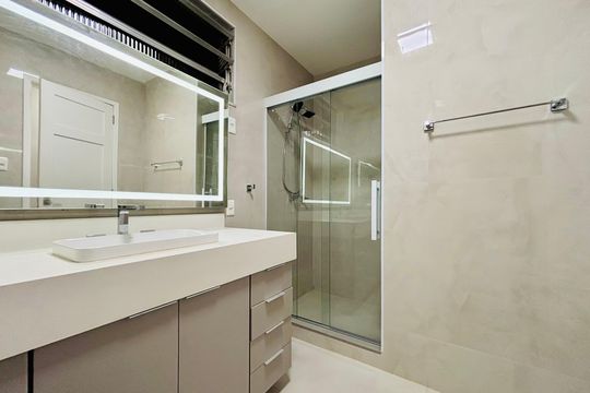 Apartamento para alugar com 3 quartos, 110m² em Copacabana, Rio de Janeiro