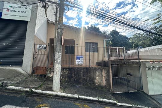 Fachada de casa à venda com 3 quartos, 125m² em Centro, Barueri