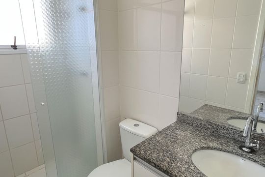 Banheiro da Suíte de apartamento para alugar com 3 quartos, 83m² em Marapé, Santos