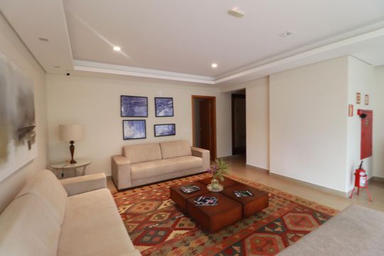 Hall de entrada de apartamento para alugar com 3 quartos, 150m² em Subsetor Sul - 7 (s-7), Ribeirão Preto