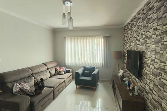 Casa à venda com 3 quartos, 140m² em Jardim D’abril, Osasco
