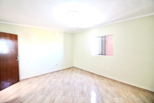 Quarto 1 de casa para alugar com 3 quartos, 350m² em Conjunto Residencial José Bonifácio, São Paulo