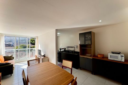 Apartamento para alugar com 2 quartos, 76m² em Laranjeiras, Rio de Janeiro