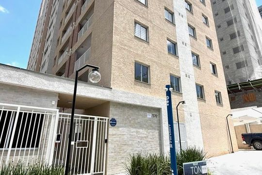 Fachada do Prédio de apartamento para alugar com 2 quartos, 44m² em Picanço, Guarulhos