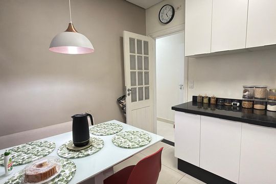 Cozinha de apartamento à venda com 3 quartos, 89m² em Vila Claudia, São Paulo