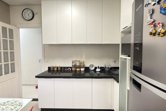 Cozinha de apartamento à venda com 3 quartos, 89m² em Vila Claudia, São Paulo