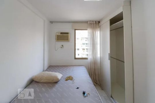 Apartamento para alugar com 2 quartos, 70m² em Recreio dos Bandeirantes, Rio de Janeiro