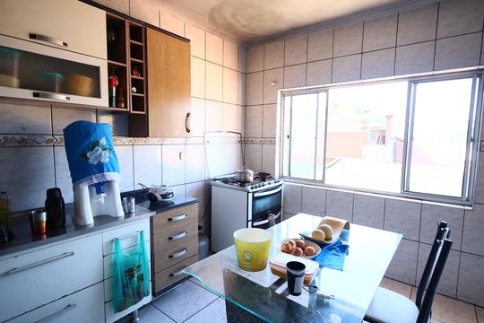 Cozinha 2 de casa à venda com 3 quartos, 550m² em Bela Vista, Osasco