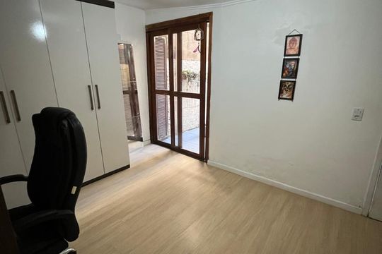 Quarto de apartamento para alugar com 2 quartos, 56m² em Menino Deus, Porto Alegre