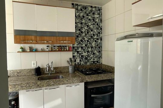 Cozinha de apartamento à venda com 2 quartos, 50m² em João Pinheiro, Belo Horizonte