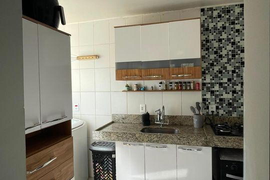 Cozinha de apartamento à venda com 2 quartos, 50m² em João Pinheiro, Belo Horizonte