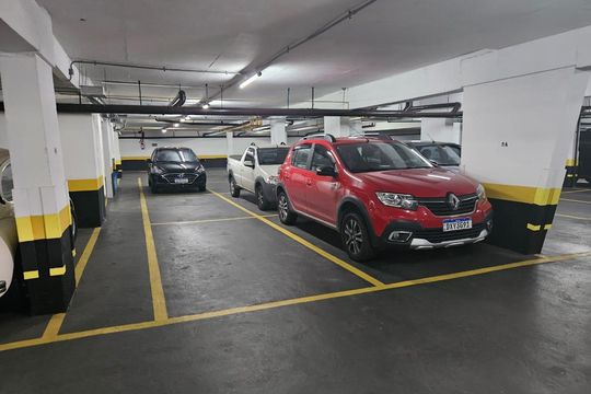 Garagem de apartamento para alugar com 4 quartos, 127m² em Tremembé, São Paulo