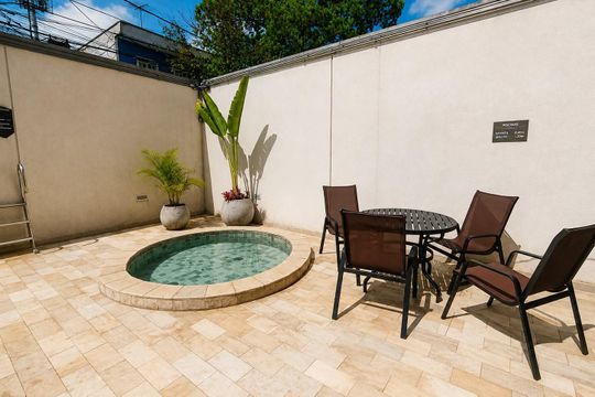 Piscina de apartamento para alugar com 1 quarto, 49m² em Bela Vista, São Paulo