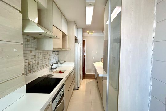 Cozinha de apartamento à venda com 3 quartos, 103m² em Jardim Santa Edwirges, Guarulhos