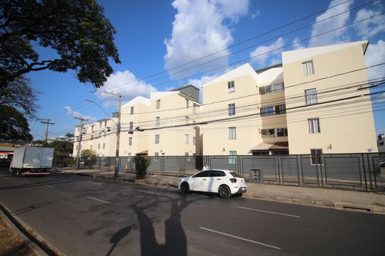 Fachada de apartamento para alugar com 3 quartos, 67m² em Tirol, Contagem