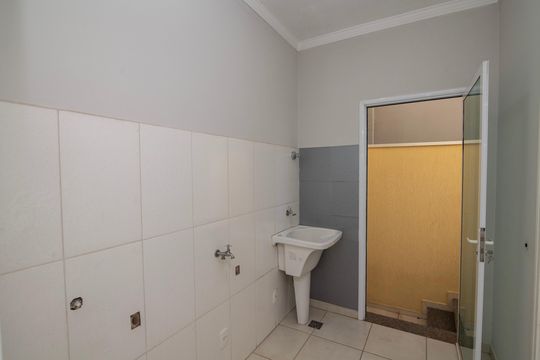 Área de Serviço de casa de condomínio para alugar com 4 quartos, 300m² em Jardim Green Park Residence, Hortolândia