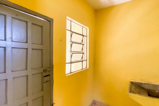 Casa para alugar com 1 quarto, 42m² em Parque Boturussu, São Paulo