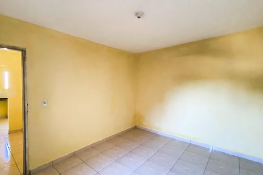 Casa para alugar com 1 quarto, 42m² em Parque Boturussu, São Paulo