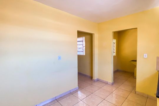 Casa para alugar com 1 quarto, 42m² em Parque Boturussu, São Paulo