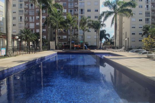Área comum - Piscina de apartamento para alugar com 2 quartos, 58m² em Vila Nova, Porto Alegre