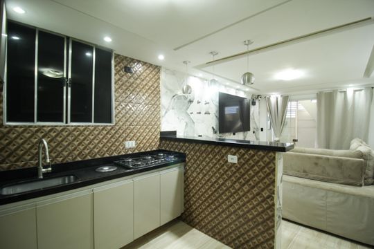 Cozinha de casa à venda com 2 quartos, 50m² em Jardim Carombé, São Paulo