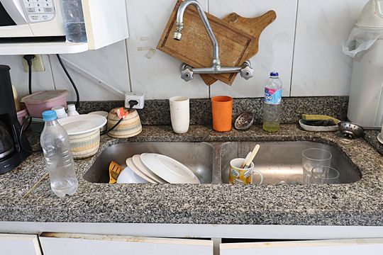 Cozinha de apartamento à venda com 3 quartos, 78m² em Santa Cecília, Porto Alegre