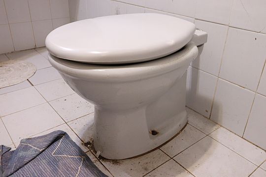 Banheiro de apartamento à venda com 3 quartos, 78m² em Santa Cecília, Porto Alegre