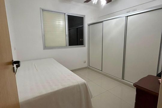 Quarto 2 de apartamento para alugar com 2 quartos, 55m² em Parque Imperial, São Paulo