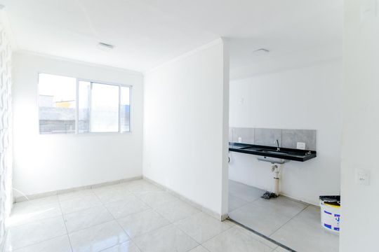 Sala de apartamento para alugar com 1 quarto, 45m² em Vila Nova Bonsucesso, Guarulhos