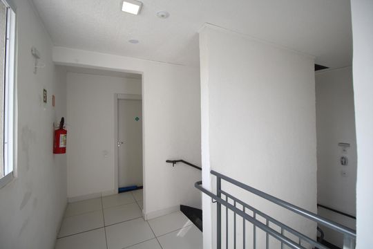 Área comum de apartamento para alugar com 2 quartos, 39m² em Parque Santa Fé, Porto Alegre