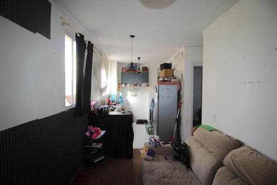 Sala de apartamento para alugar com 2 quartos, 39m² em Parque Santa Fé, Porto Alegre