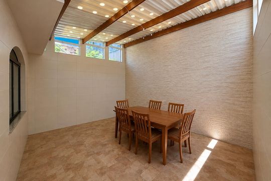 Área externa de casa à venda com 3 quartos, 200m² em Vila Granada, São Paulo