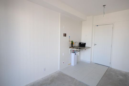 Sala/Cozinha de apartamento à venda com 1 quarto, 33m² em Presidente Altino, Osasco