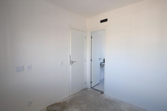 Quarto de apartamento à venda com 1 quarto, 33m² em Presidente Altino, Osasco