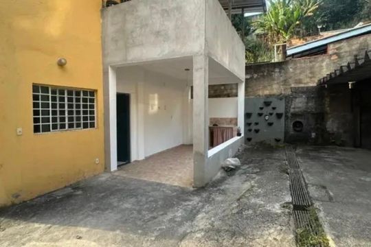 Área externa de casa para alugar com 3 quartos, 150m² em Pindorama, Belo Horizonte