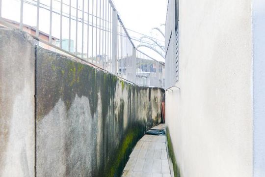 Corredor  de casa à venda com 3 quartos, 80m² em Jardim Irene, Guarulhos