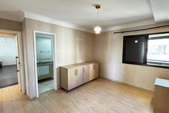 Suite 1 de apartamento à venda com 3 quartos, 141m² em Vila Assunção, Santo André