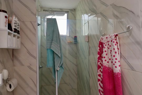 Banheiro - torneira de apartamento para alugar com 2 quartos, 80m² em Mussurunga, Salvador
