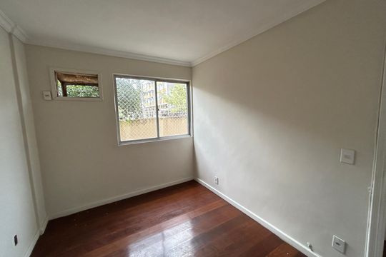 Quarto 2 de apartamento à venda com 2 quartos, 52m² em Jardim Sulacap, Rio de Janeiro