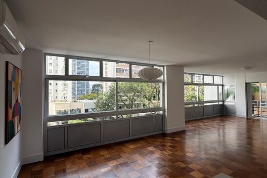 Sala de apartamento à venda com 4 quartos, 210m² em Higienópolis, São Paulo