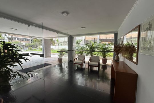 Área comum de apartamento à venda com 4 quartos, 210m² em Higienópolis, São Paulo