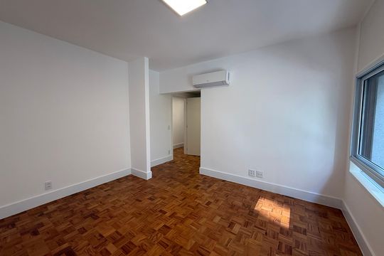 Suíte 2 de apartamento à venda com 4 quartos, 210m² em Higienópolis, São Paulo