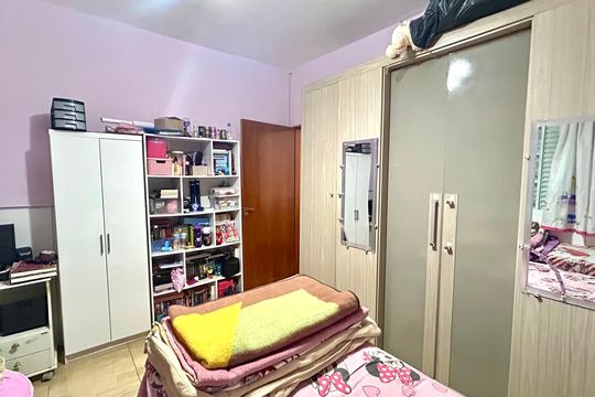 Quarto 2 casa 3 de casa à venda com 7 quartos, 440m² em Vila Renata, Guarulhos